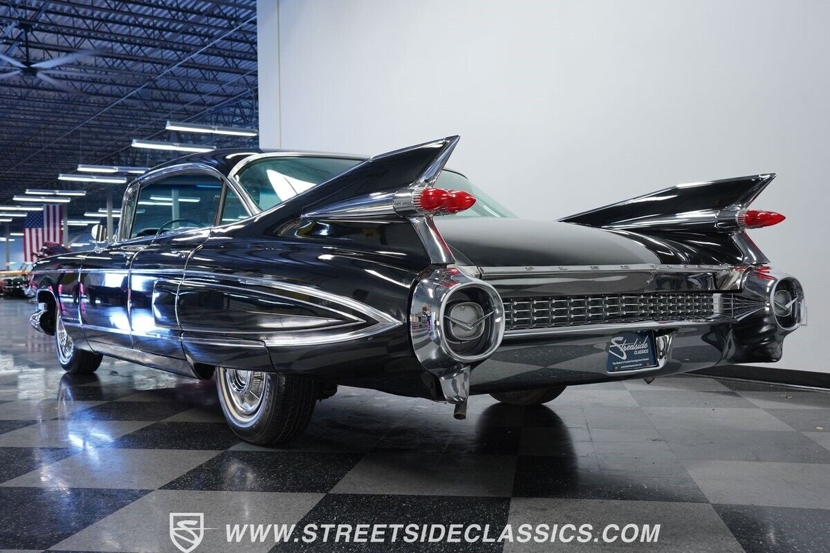 Cadillac-Series-60-1959-Coupe-23