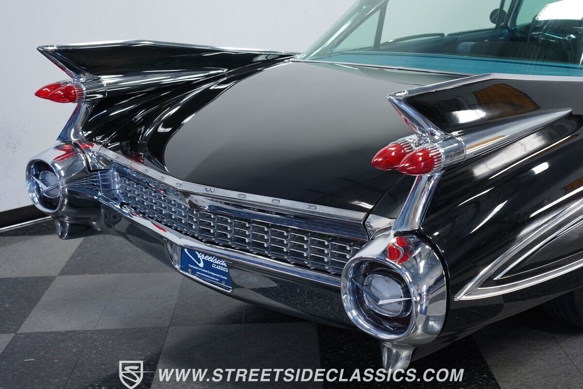 Cadillac-Series-60-1959-Coupe-25
