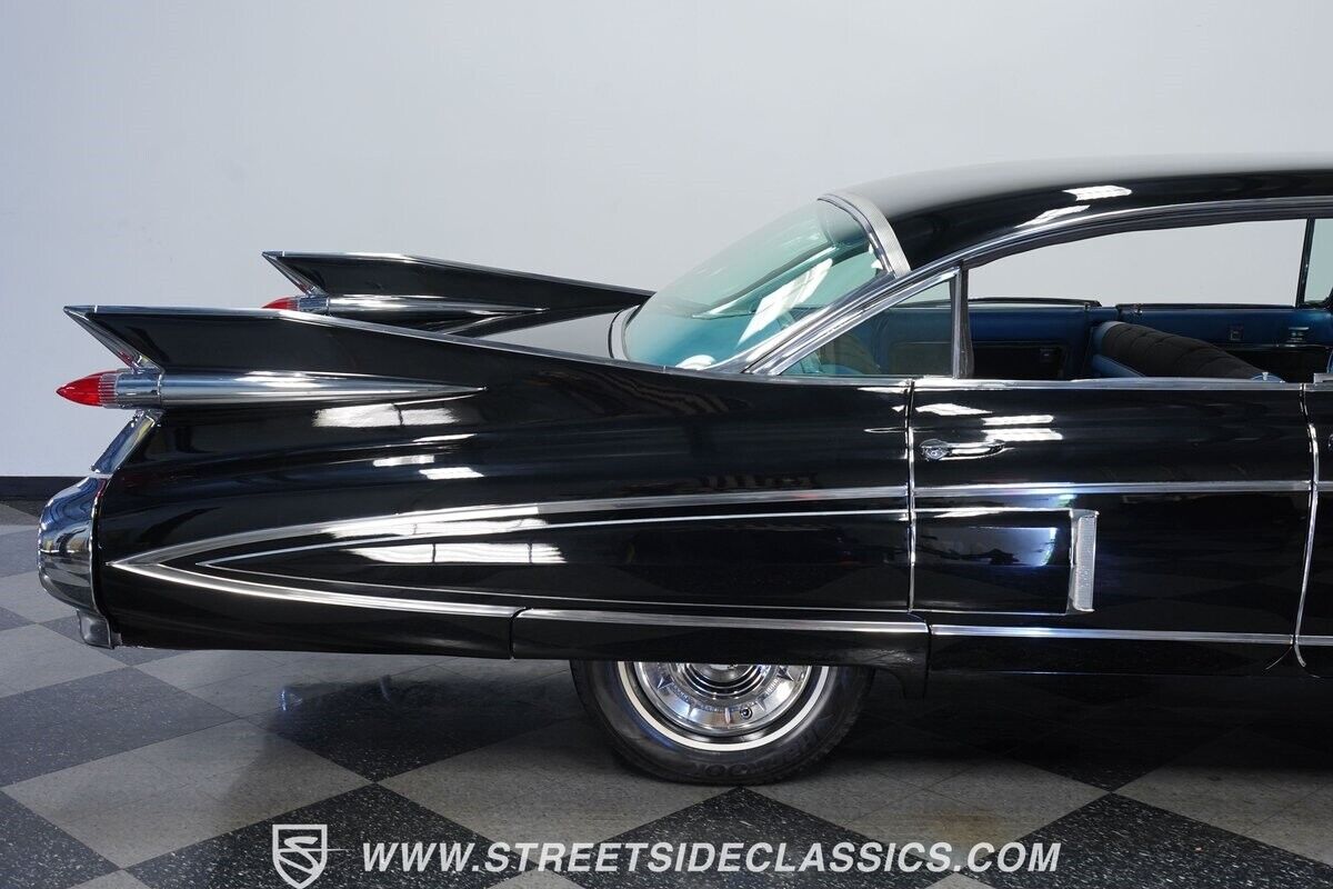 Cadillac-Series-60-1959-Coupe-27