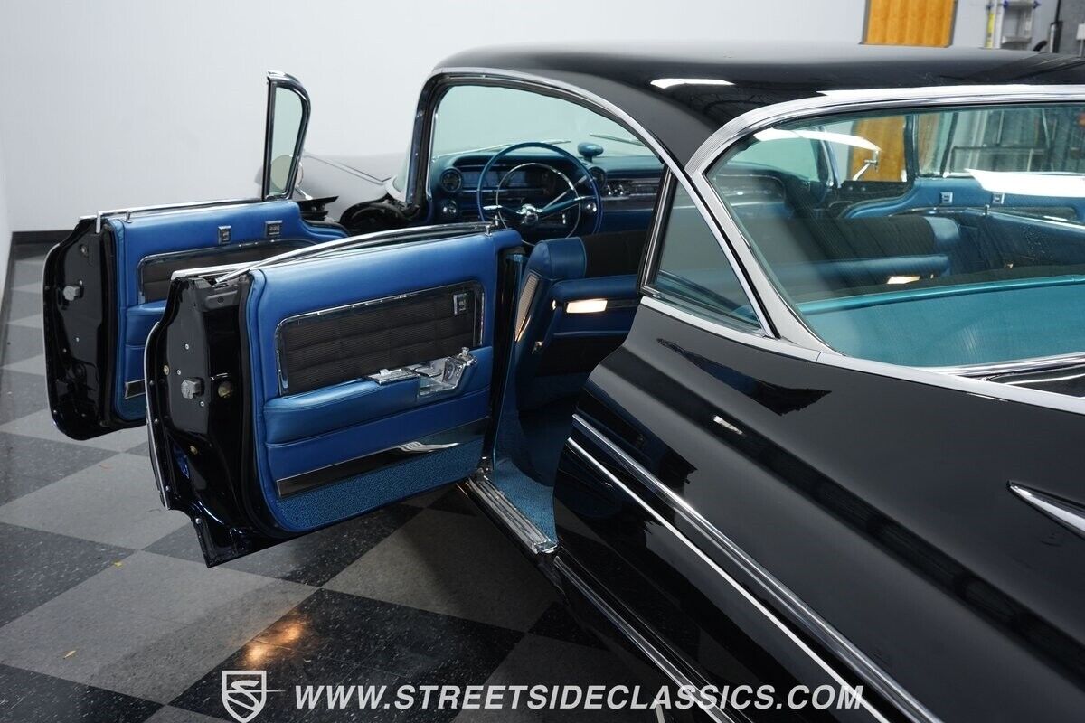 Cadillac-Series-60-1959-Coupe-33