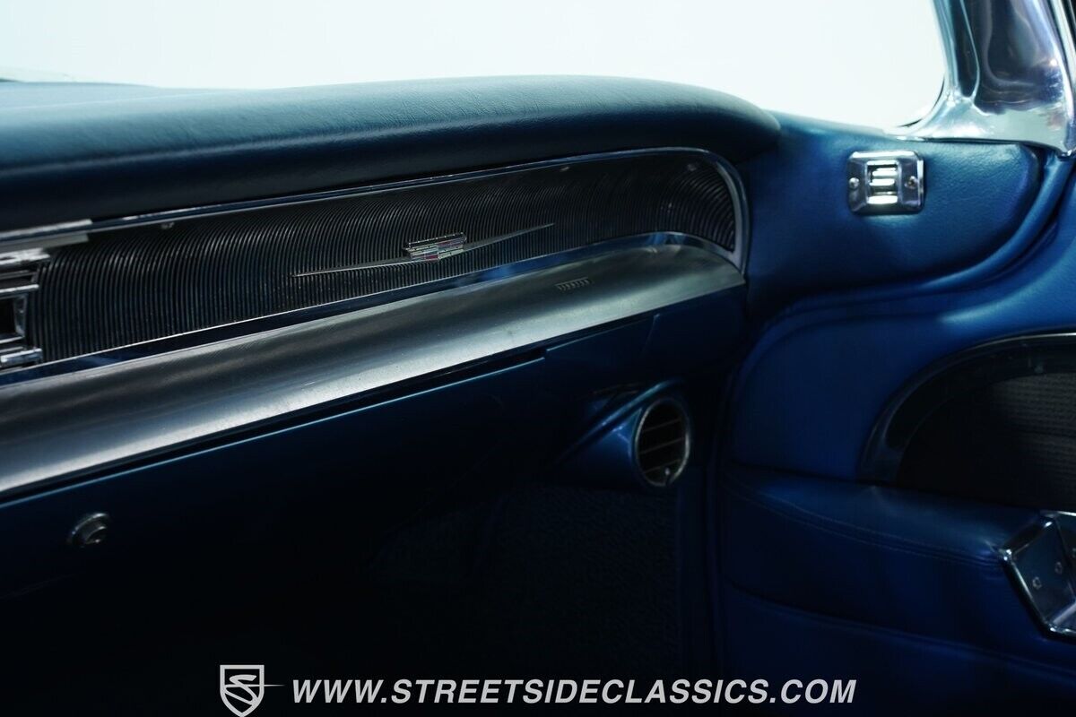 Cadillac-Series-60-1959-Coupe-39