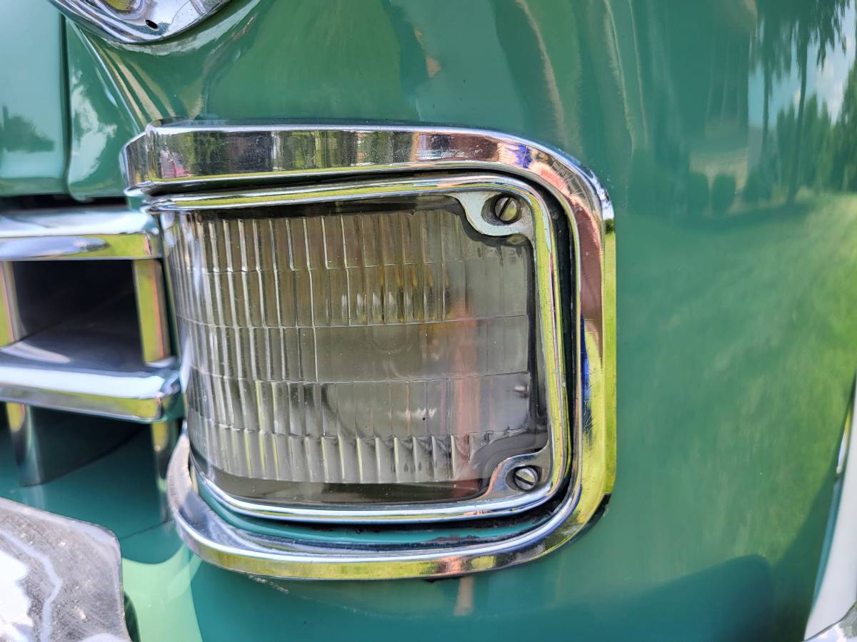 Cadillac-Series-61-1948-green-10