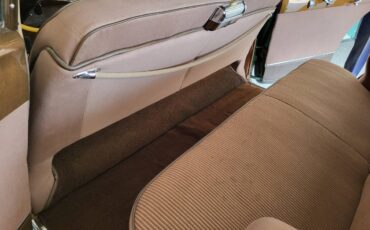 Cadillac-Series-61-1948-green-13