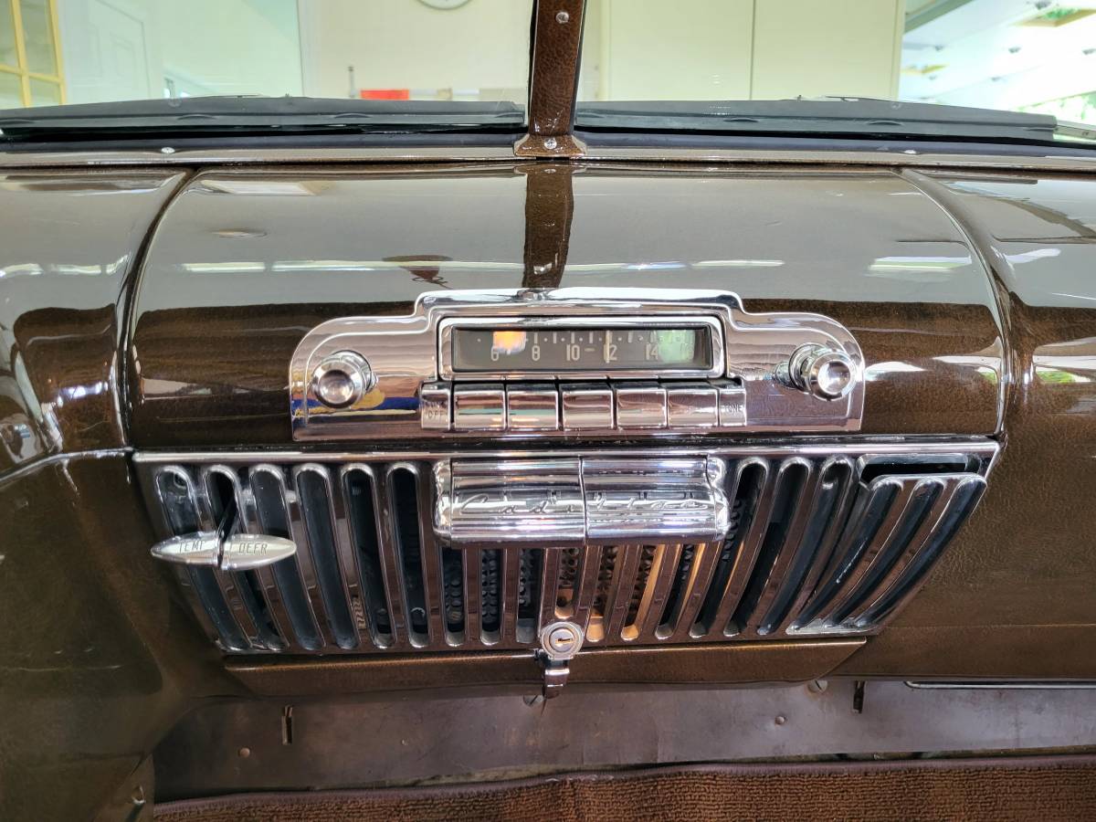 Cadillac-Series-61-1948-green-20