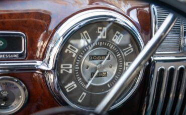 Cadillac-Series-61-Custom-LS-V8-1946-2-Door-Coupe-34