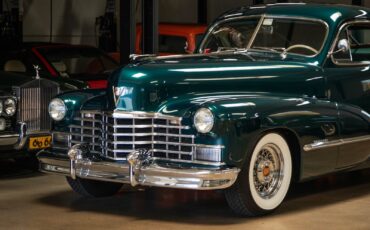 Cadillac-Series-61-Custom-LS-V8-1946-2-Door-Coupe-7