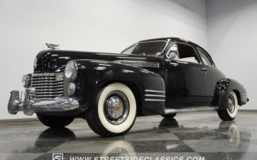 Cadillac-Series-62-1941-Coupe-20