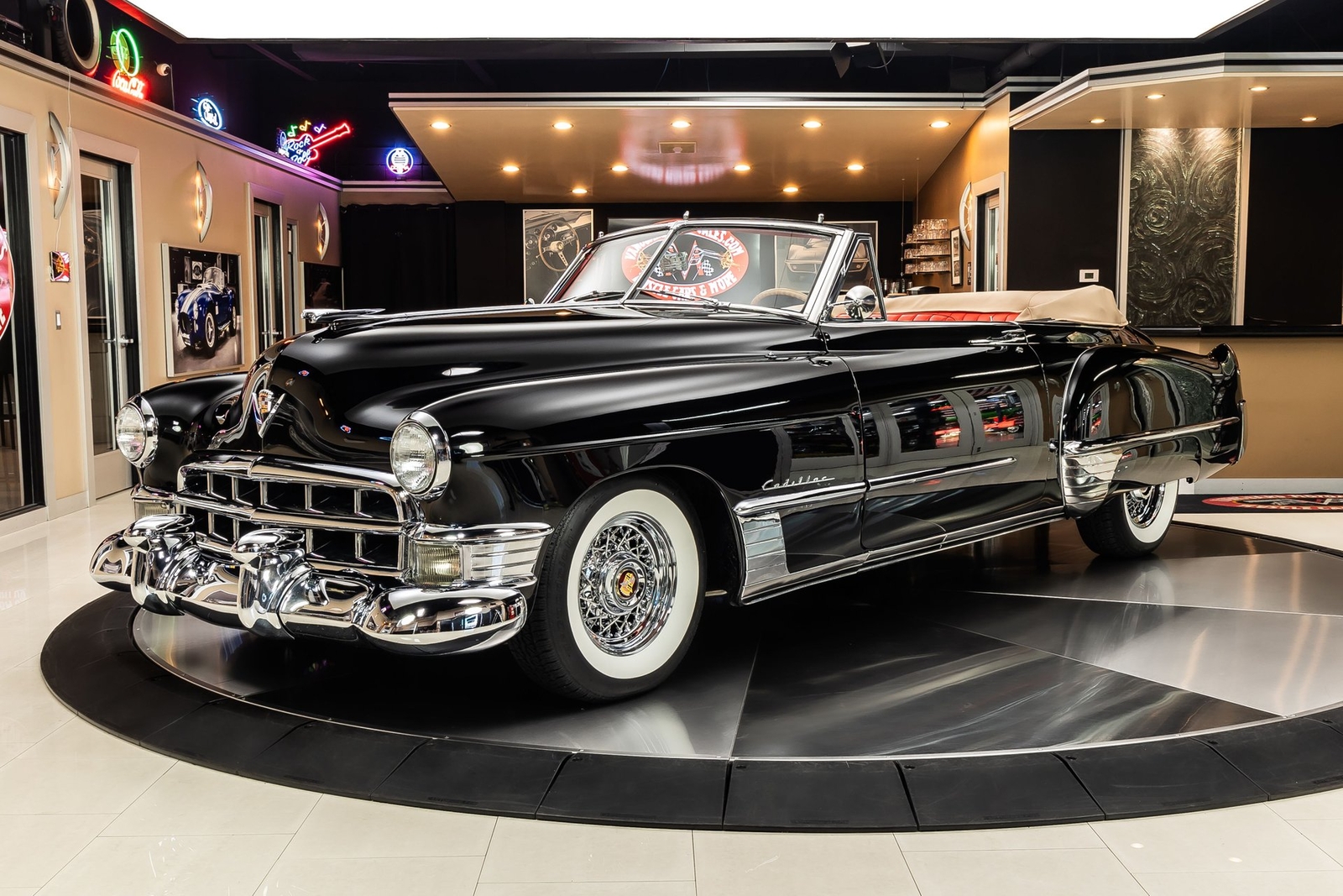 Cadillac-Series-62-1949-Convertible