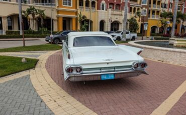 Cadillac-Series-62-1961-Convertible-3