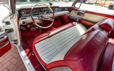 Cadillac-Series-62-1961-Convertible-8