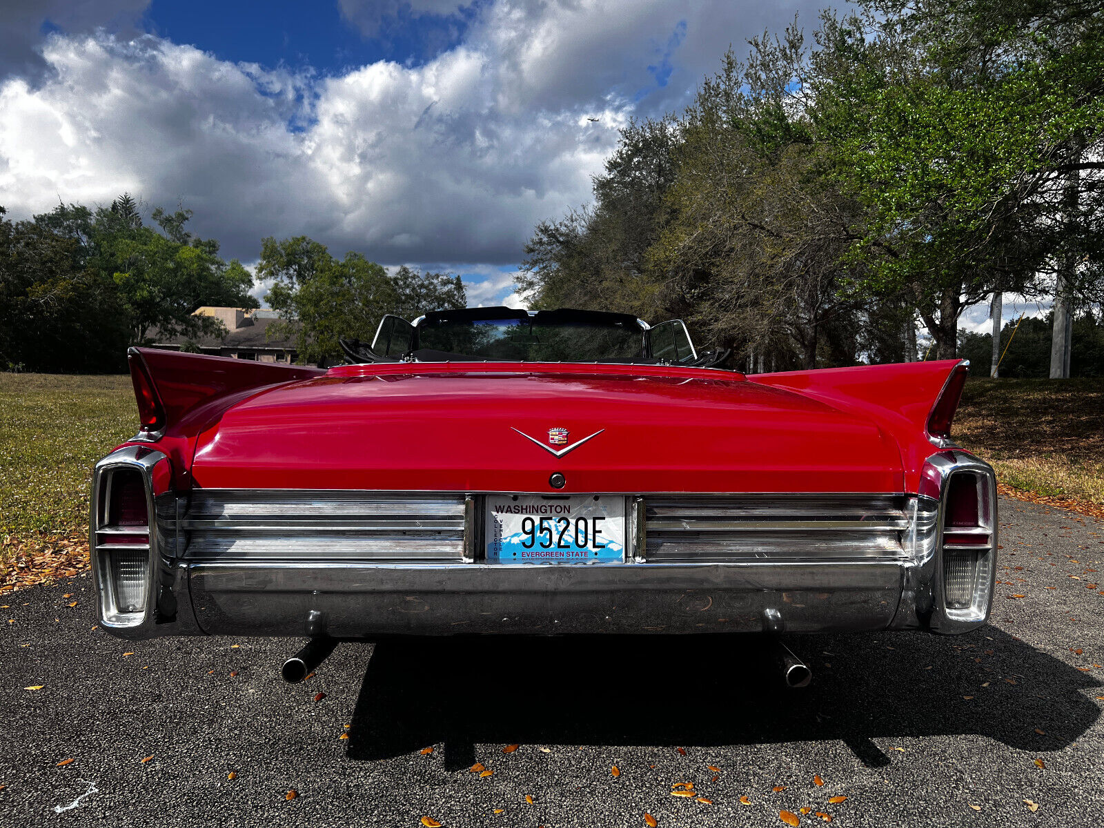 Cadillac-Series-62-1963-Convertible-11