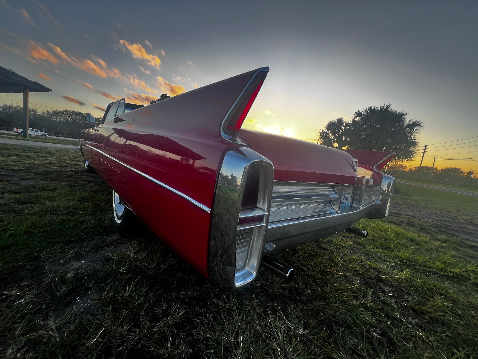 Cadillac-Series-62-1963-Convertible-14