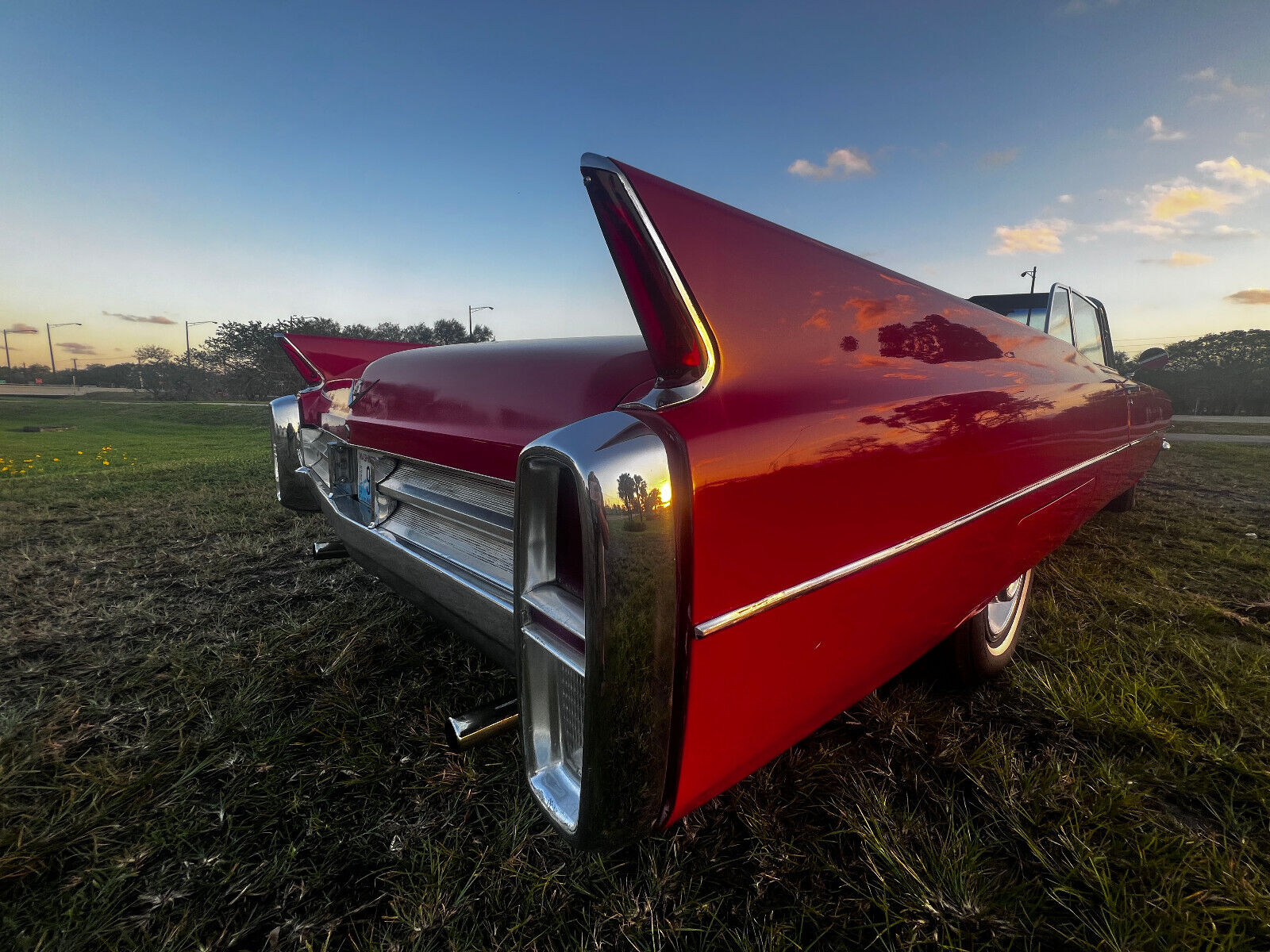 Cadillac-Series-62-1963-Convertible-15