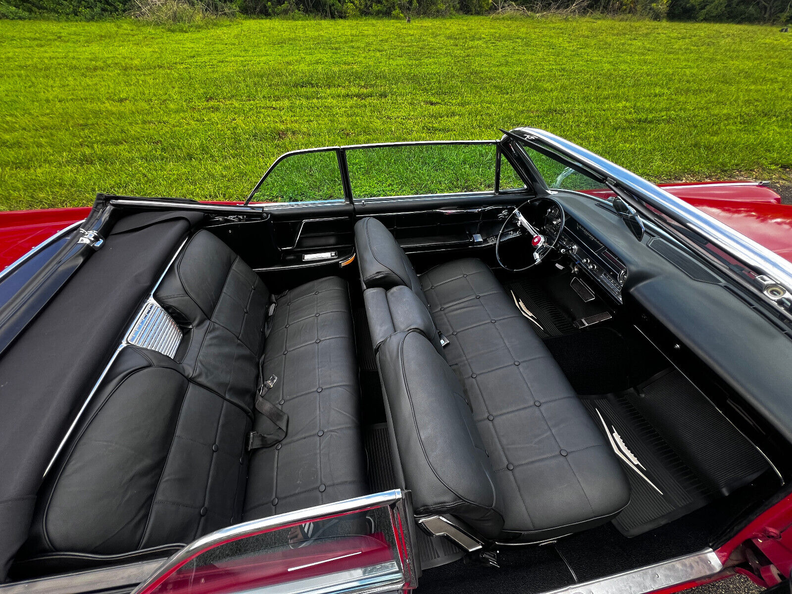 Cadillac-Series-62-1963-Convertible-21