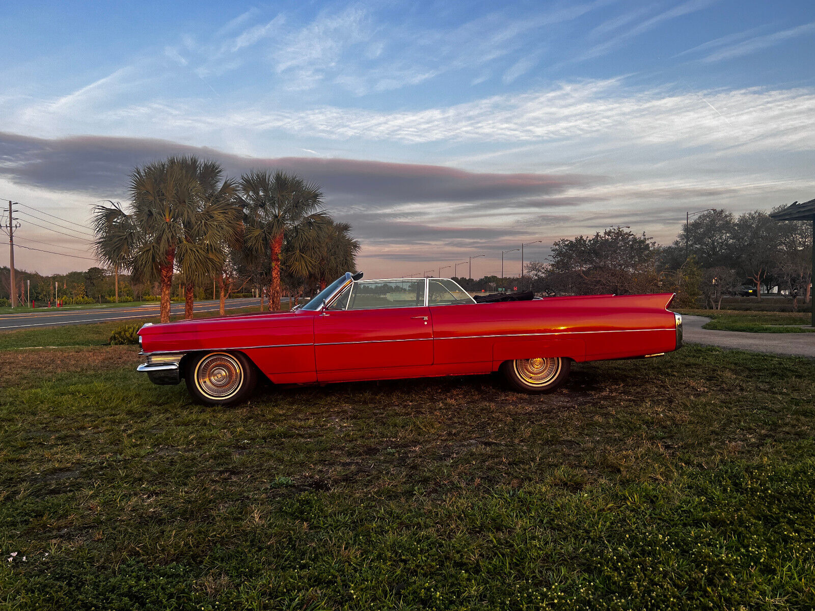 Cadillac-Series-62-1963-Convertible-29