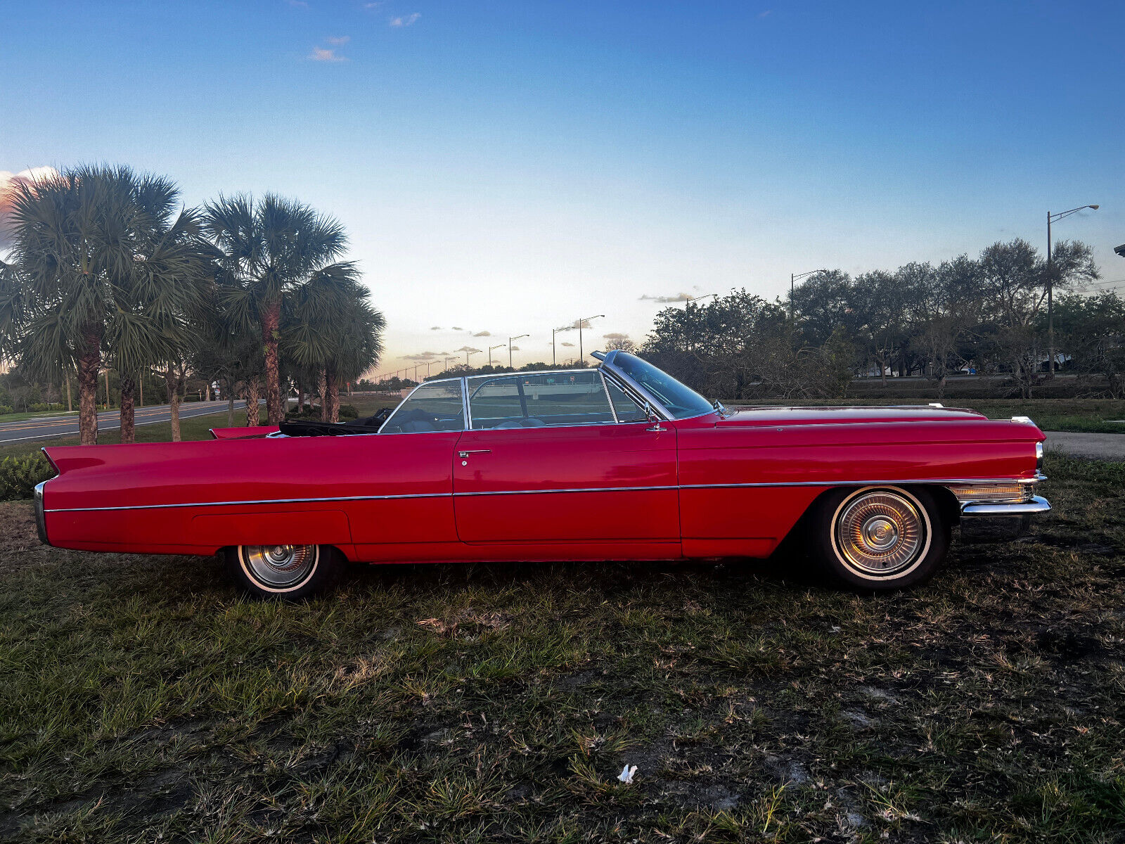Cadillac-Series-62-1963-Convertible-6