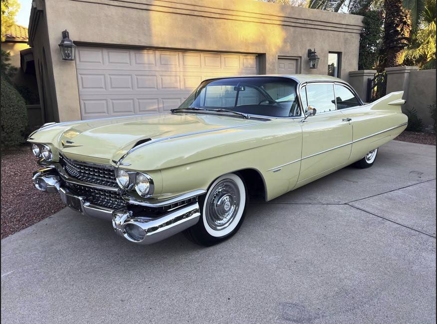 Cadillac-Series-62-coupe-1959