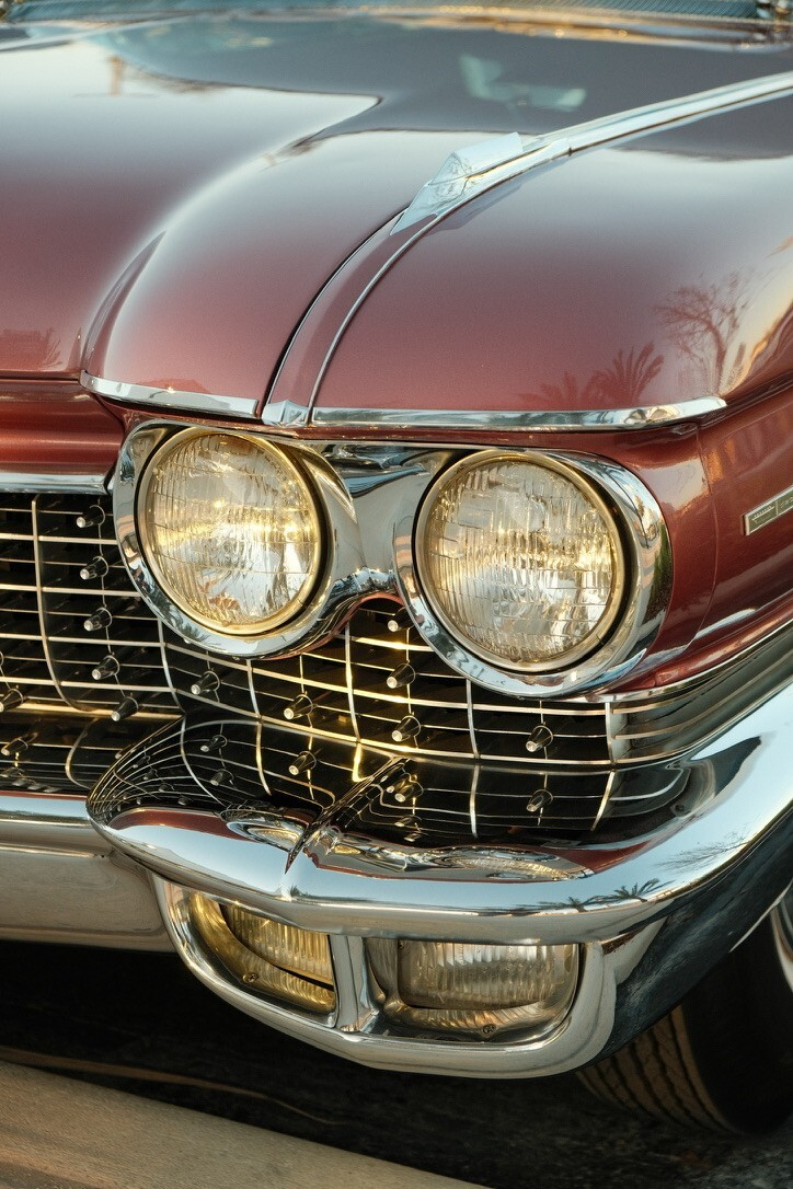 Cadillac-Series-Sixty-Two-Four-Window-Sedan-6239A-1960-Sedan-11