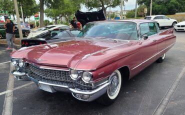Cadillac-Series-Sixty-Two-Four-Window-Sedan-6239A-1960-Sedan-3