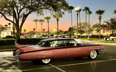 Cadillac-Series-Sixty-Two-Four-Window-Sedan-6239A-1960-Sedan