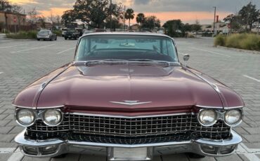 Cadillac-Series-Sixty-Two-Four-Window-Sedan-6239A-1960-Sedan-6
