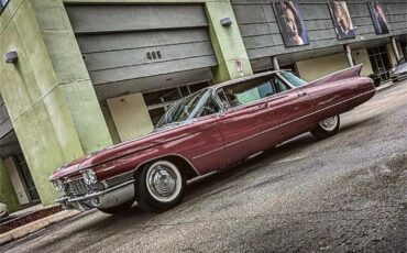 Cadillac-Series-Sixty-Two-Four-Window-Sedan-6239A-1960-Sedan-8