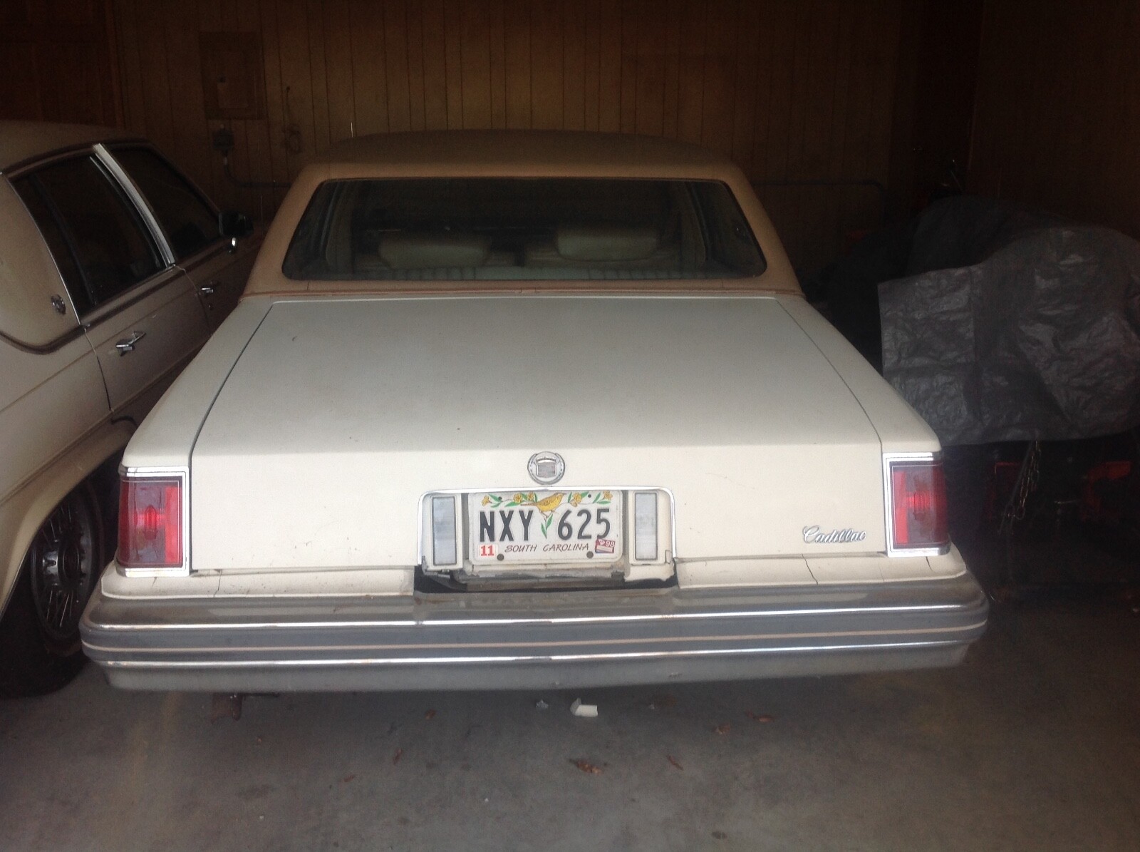 Cadillac Seville 1977 Sedan
