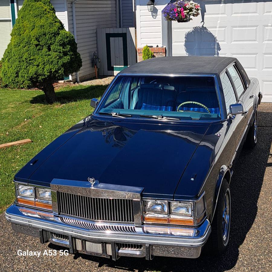 Cadillac-Seville-1977-blue-6