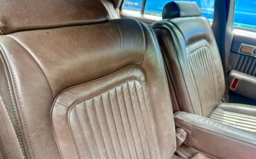 Cadillac-Seville-1982-brown-2