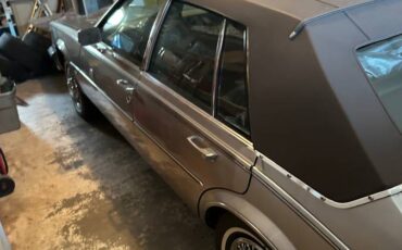 Cadillac-Seville-1982-brown-7