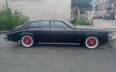 Cadillac-Seville-1983-black