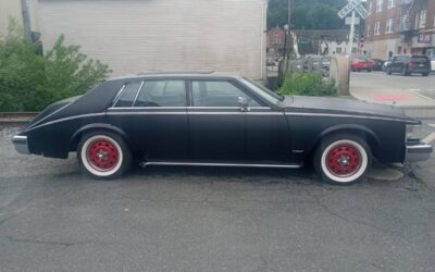 Cadillac Seville  1983 black