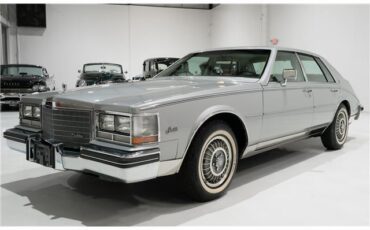 Cadillac-Seville-1984-Sedan-1