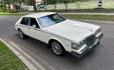 Cadillac-Seville-1984-Sedan-20