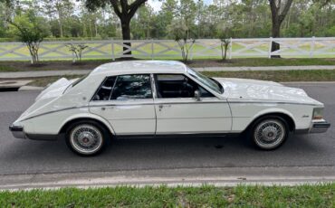 Cadillac-Seville-1984-Sedan-22