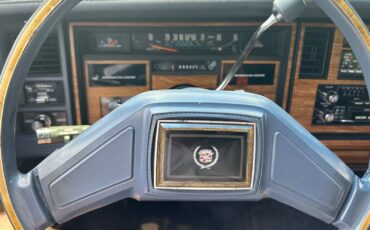 Cadillac-Seville-1984-Sedan-31