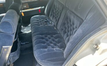 Cadillac-Seville-1984-Sedan-7