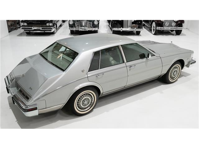 Cadillac-Seville-1984-Sedan-9