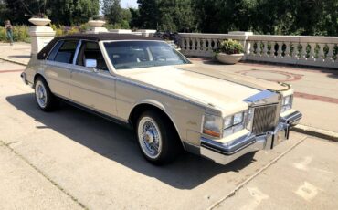 Cadillac-Seville-1985-Sedan-7