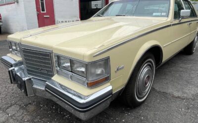 Cadillac Seville  1985 yellow