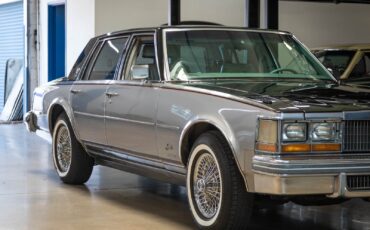 Cadillac-Seville-Elegante-1979-4-Door-Sedan-10