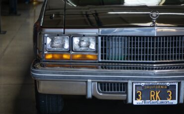 Cadillac-Seville-Elegante-1979-4-Door-Sedan-13