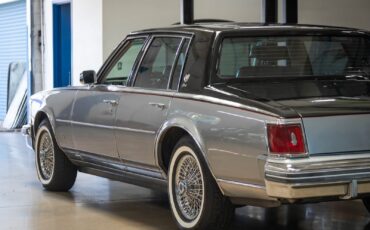 Cadillac-Seville-Elegante-1979-4-Door-Sedan-21
