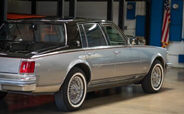 Cadillac-Seville-Elegante-1979-4-Door-Sedan-25