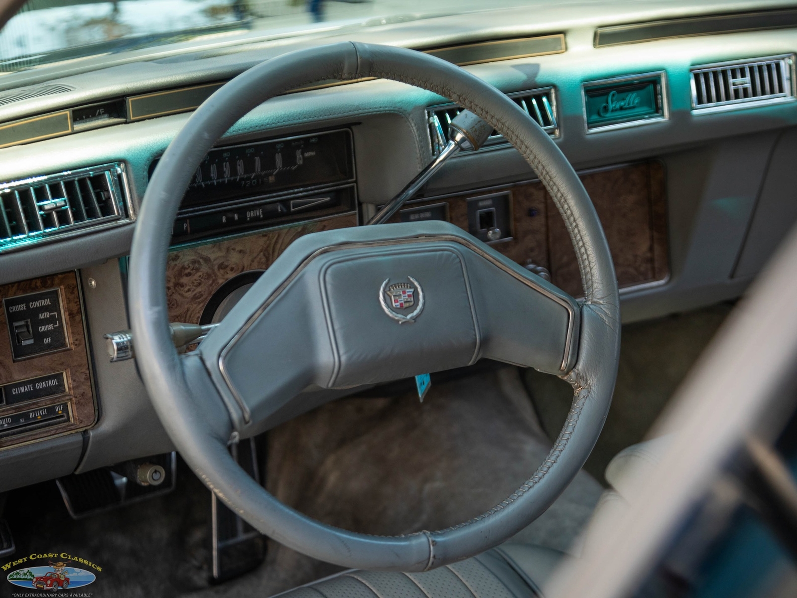 Cadillac-Seville-Elegante-1979-4-Door-Sedan-33
