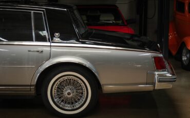 Cadillac-Seville-Elegante-1979-4-Door-Sedan-6