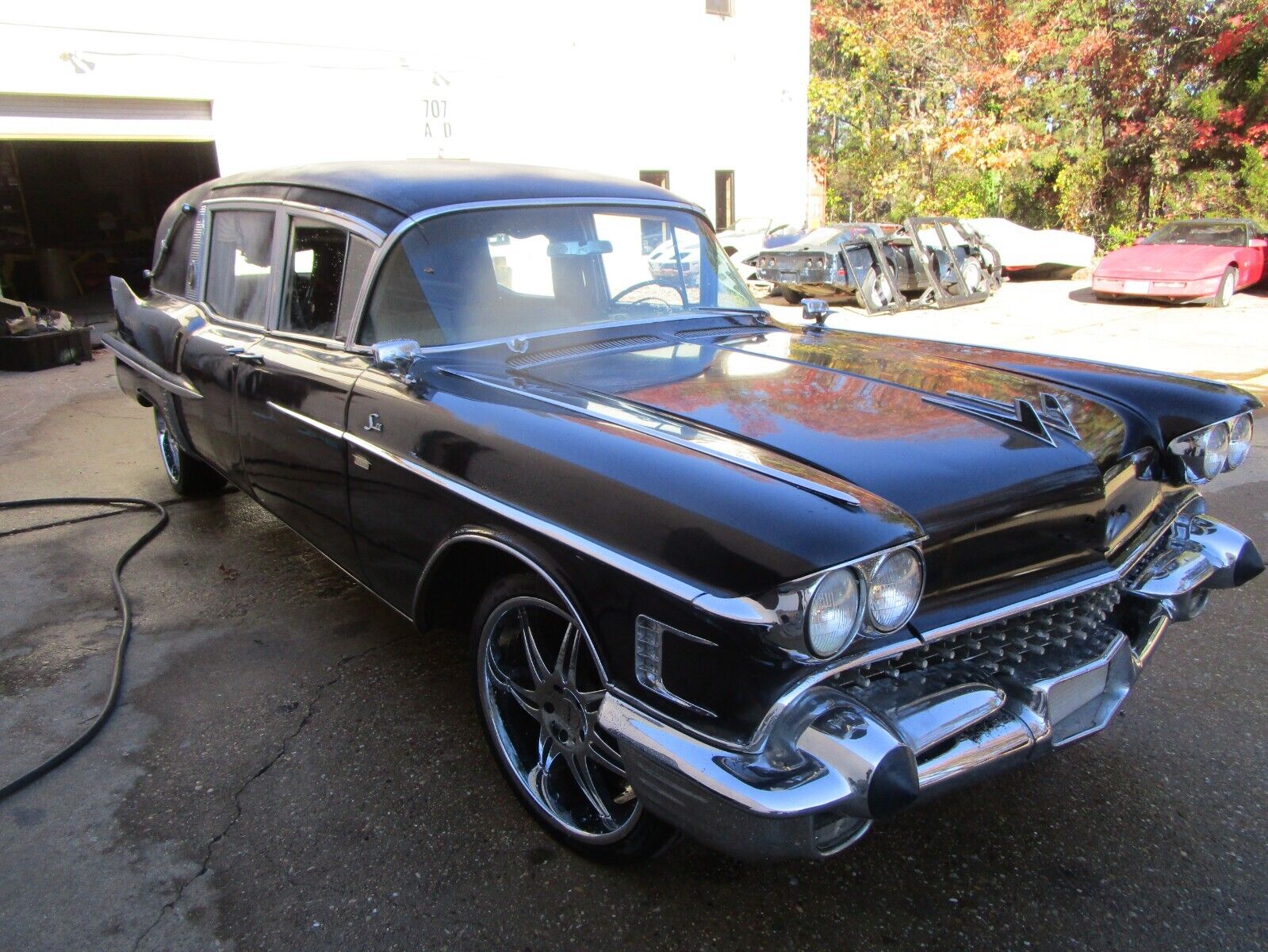 Cadillac-Superior-1958-Hearse-2