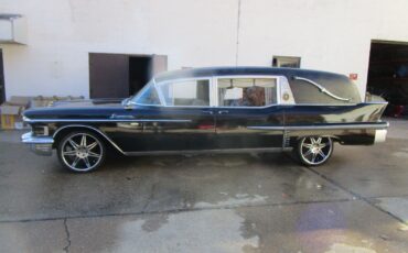 Cadillac-Superior-1958-Hearse-3