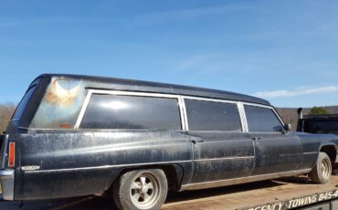 Cadillac-hearse-1970-2