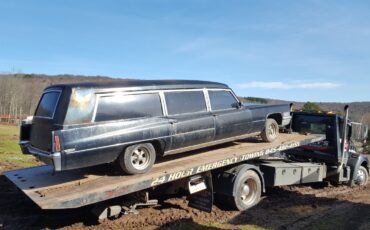 Cadillac-hearse-1970-4